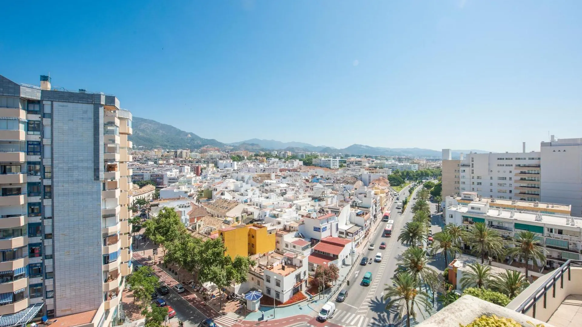 Apartment Front Line Beach In Marbella